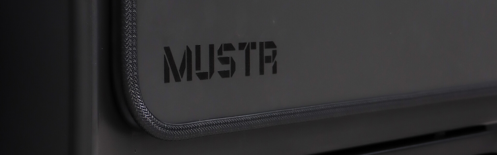 mustr-full-image mustr-full-image