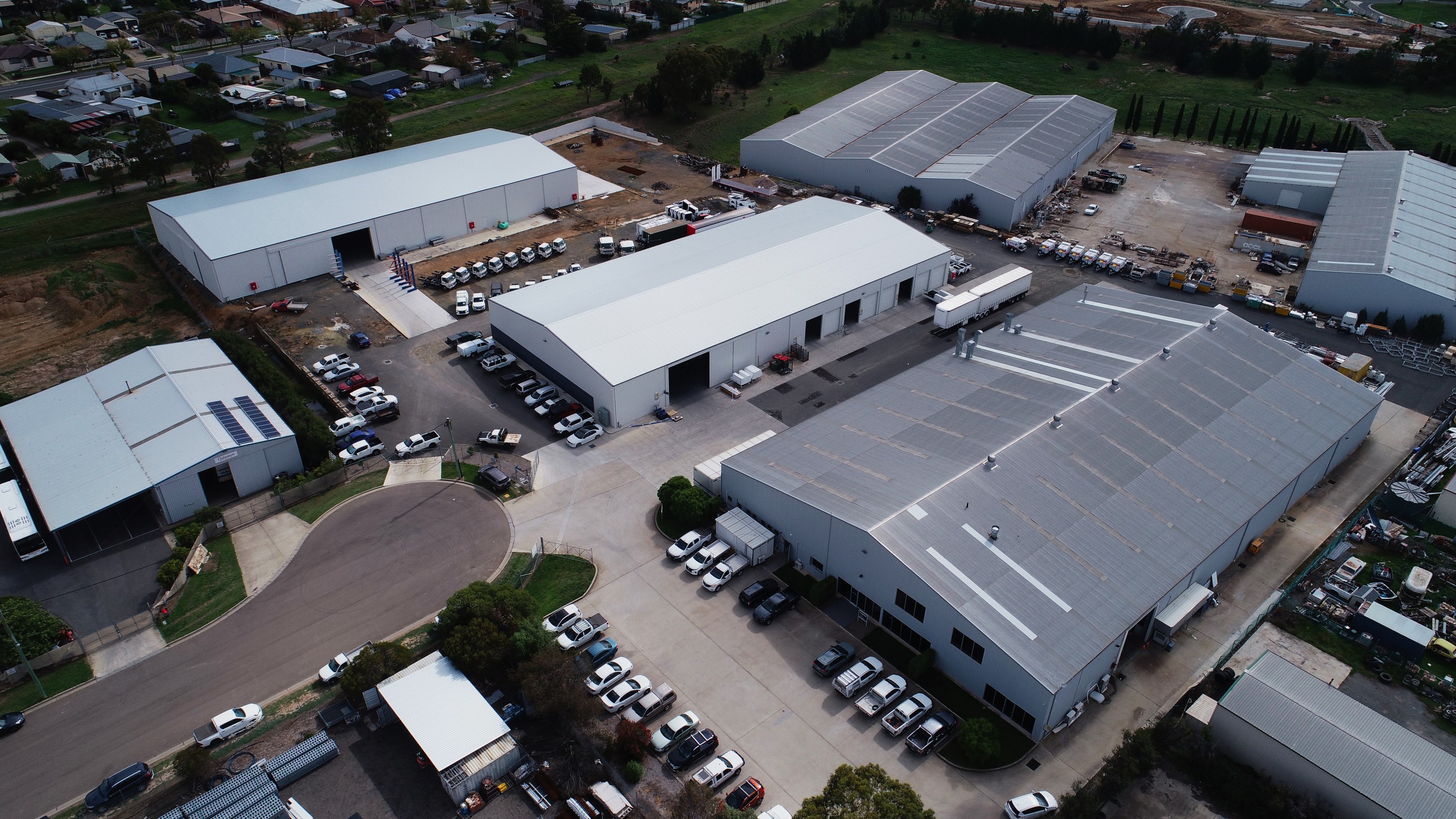 Australian-made vs imported canopy: What actually matters on the job