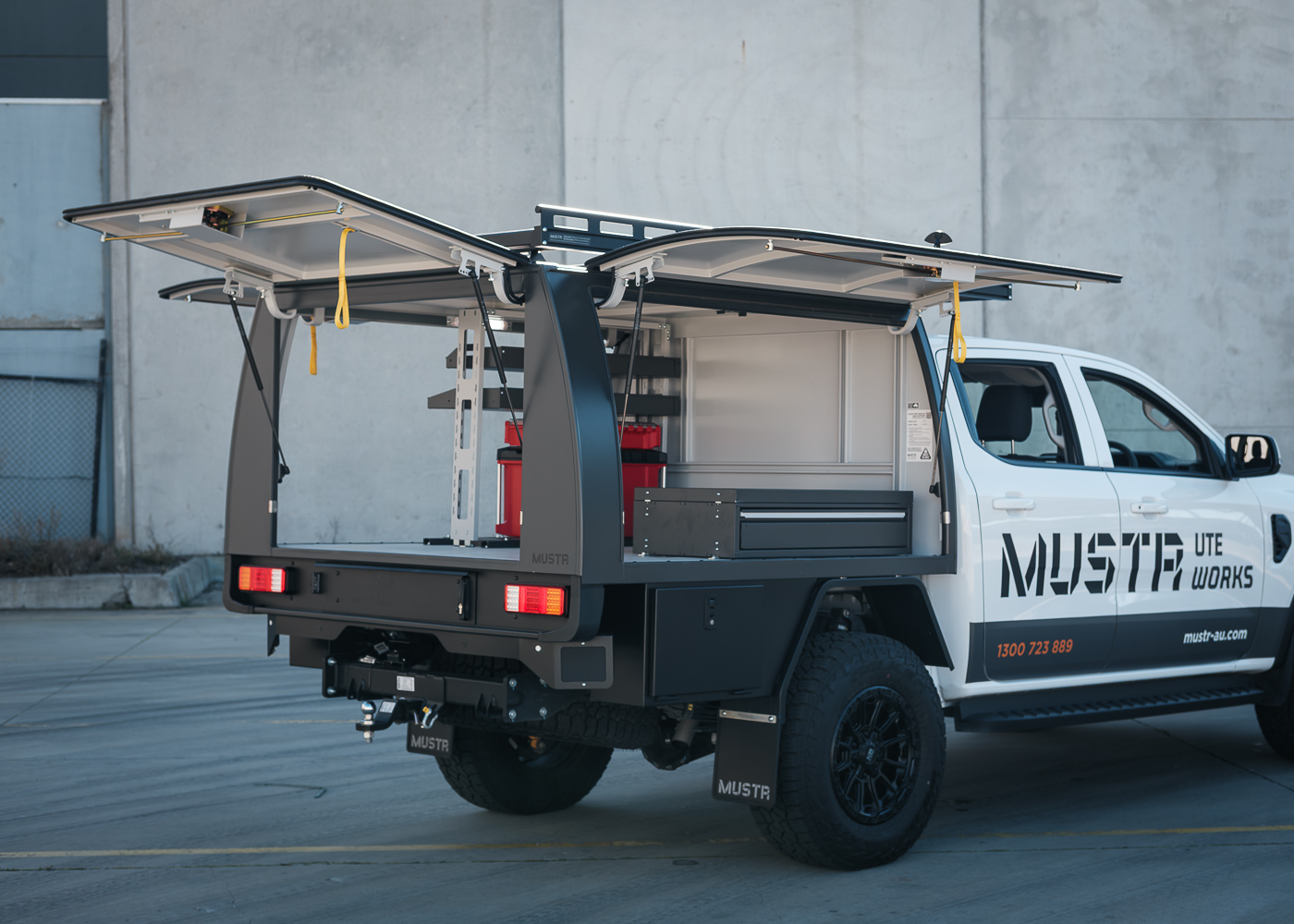 MUSTR Construct Canopy Fitout